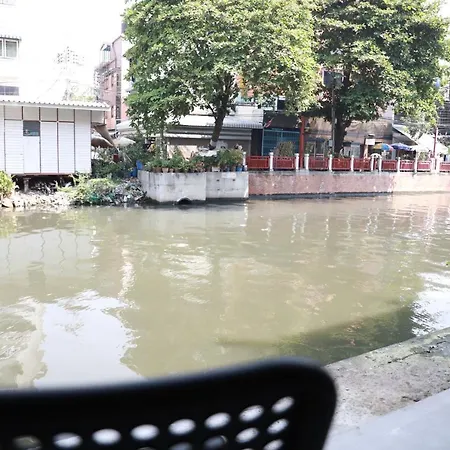 The Cube Hostel Khaosan-3