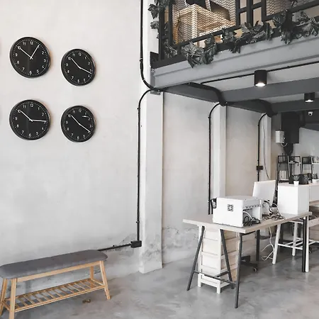 The Cube Hostel Khaosan-3
